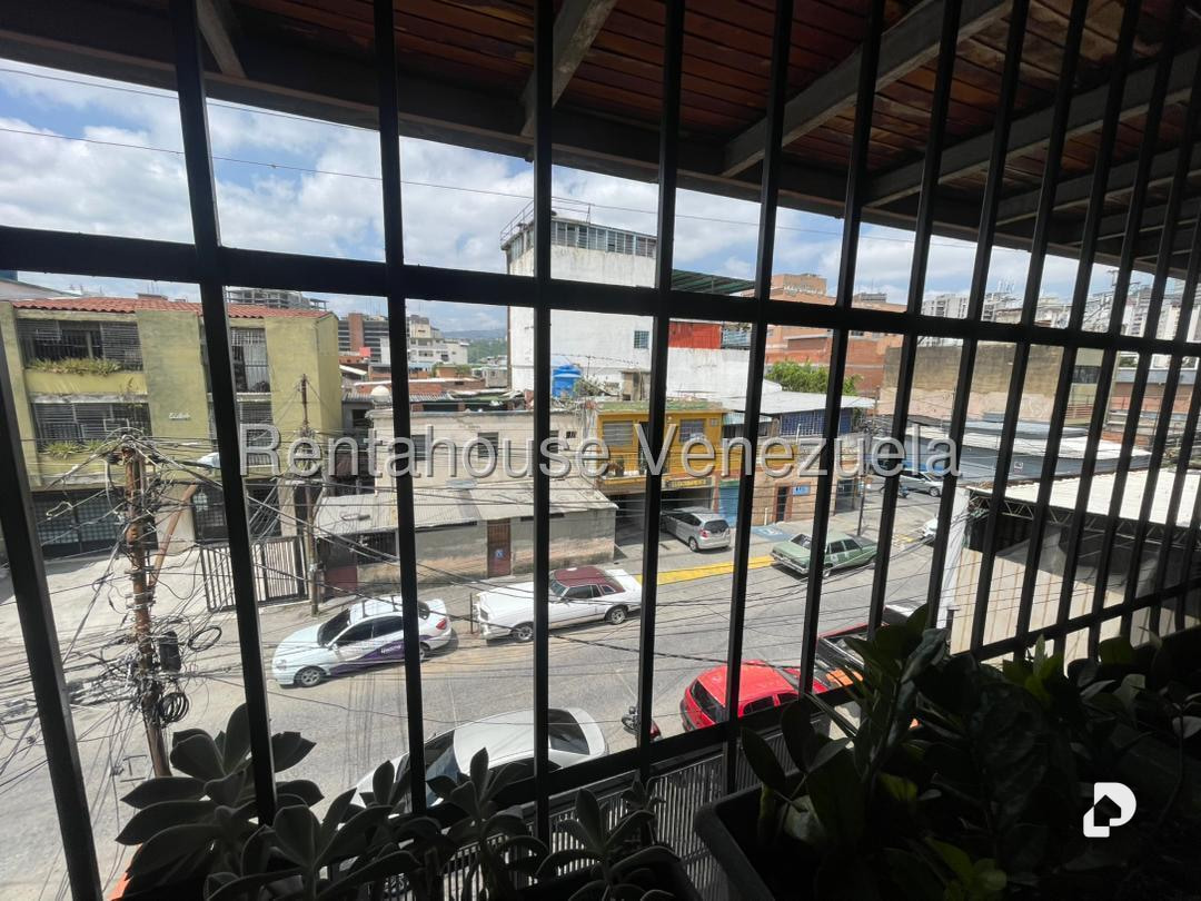 Local comercial en Boleíta Sur, Caracas – 21