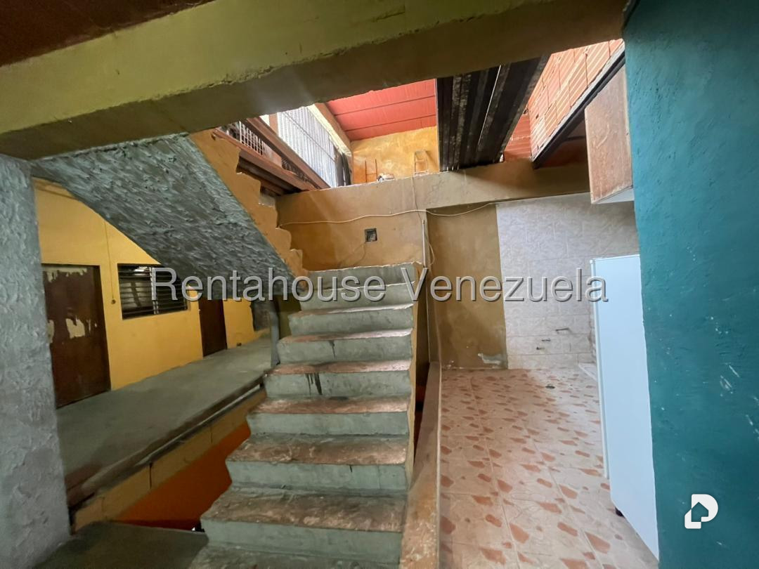 Local comercial en Boleíta Sur, Caracas – 28