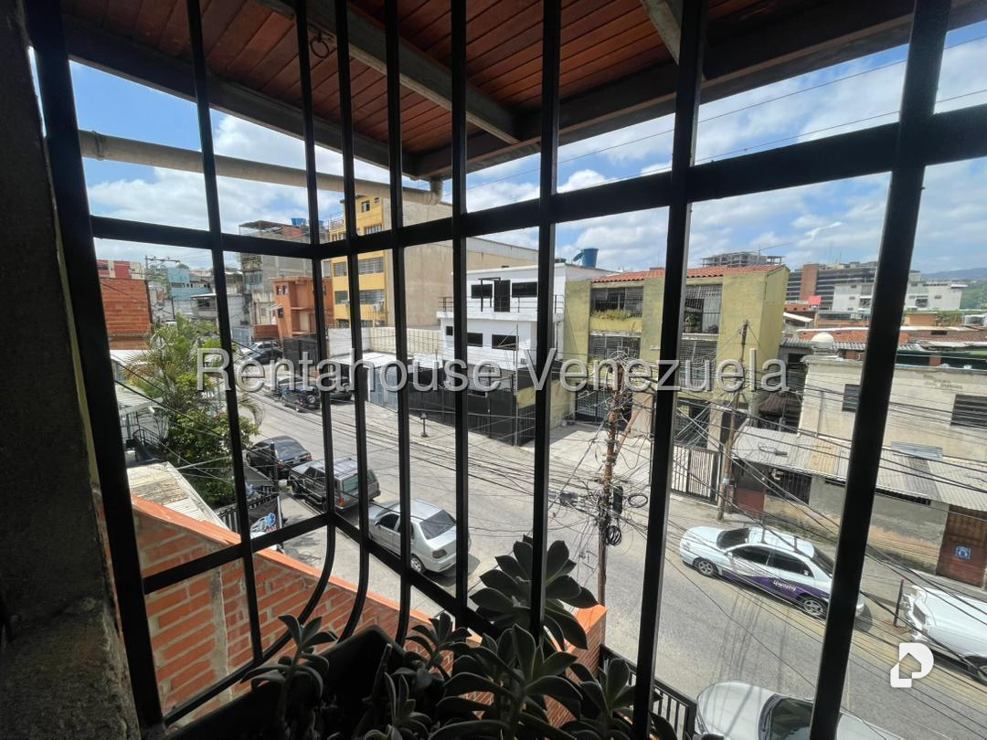 Local comercial en Boleíta Sur, Caracas – 25