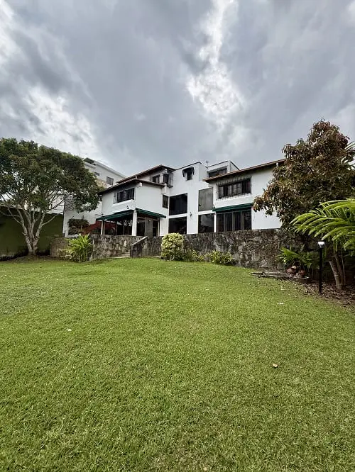 Casa en La Lagunita, Caracas - 1
