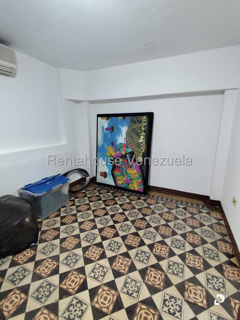 Local comercial en Parroquia Catedral, Caracas – 29