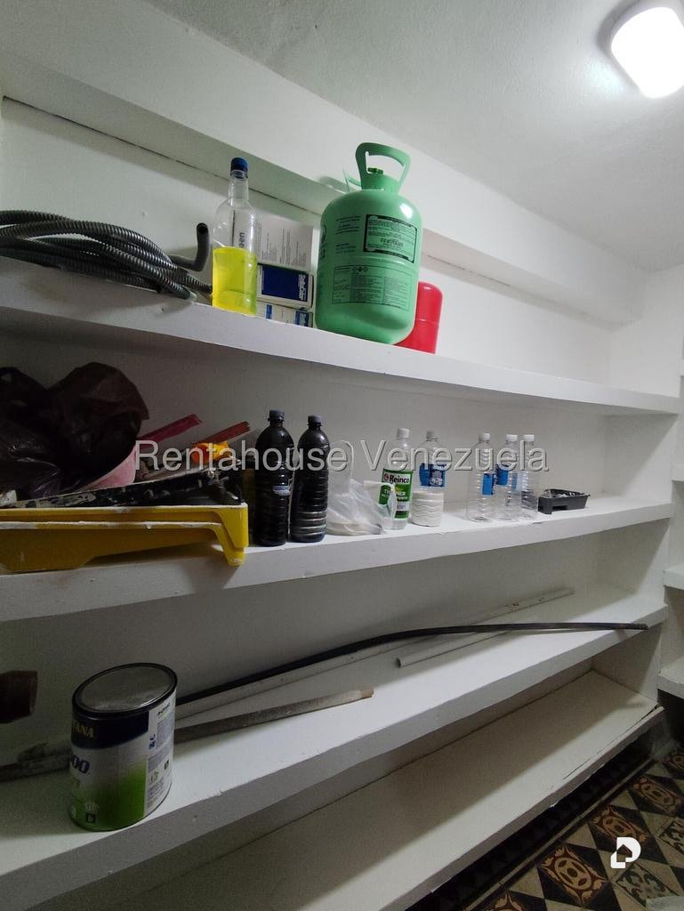 Local comercial en Parroquia Catedral, Caracas – 19