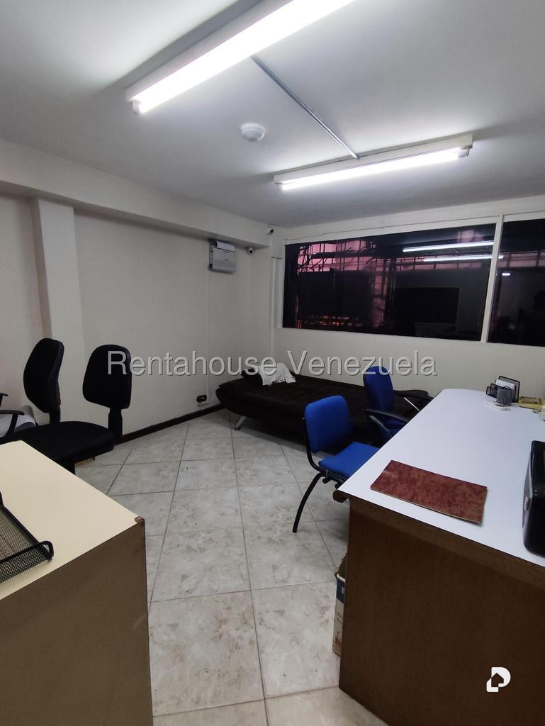 Local comercial en Parroquia Catedral, Caracas – 15