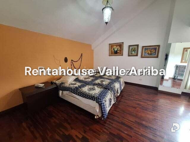 Apartamento en Las Esmeraldas, Caracas – 24