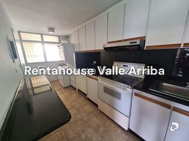 Apartamento en Las Esmeraldas, Caracas – 17
