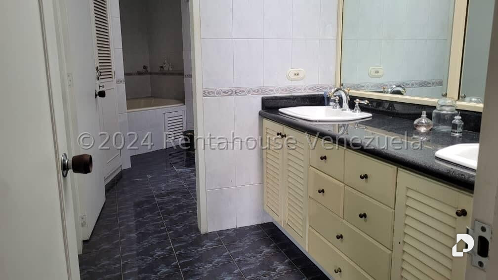 Apartamento en Cumbres de Curumo, Caracas – 29