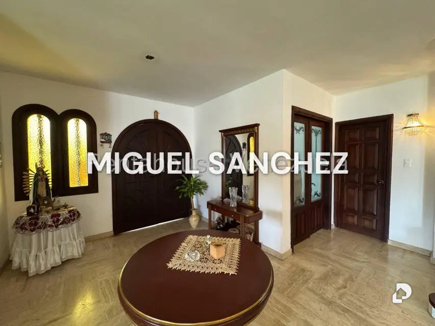 Casa en Santa Paula, Caracas – 10