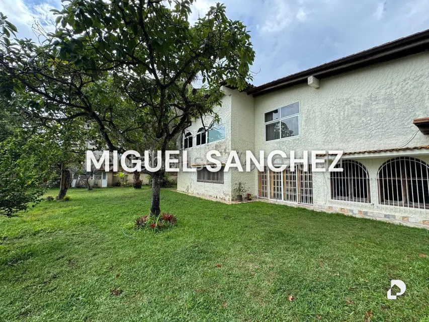 Casa en Santa Paula, Caracas – 1