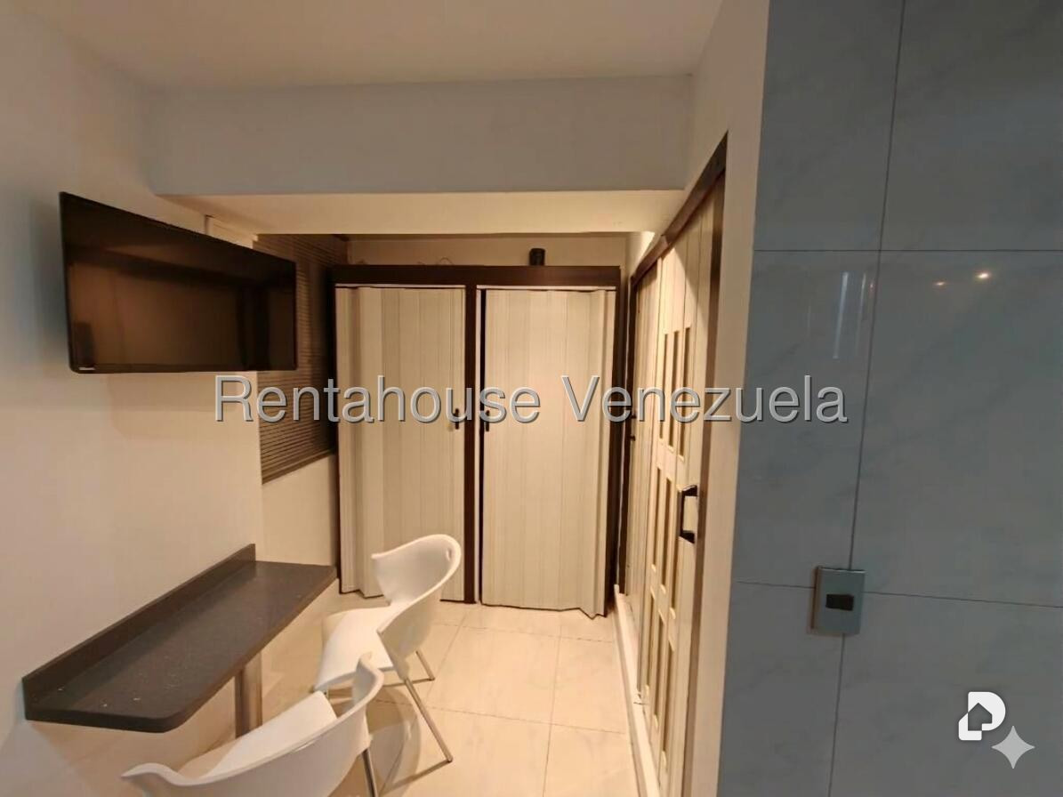 Apartamento en Lomas de Prados del Este, Caracas – 10