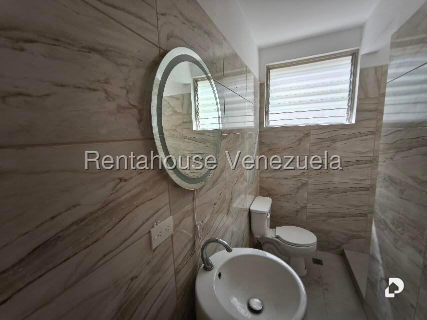 Casa en El Marqués, Caracas – 13