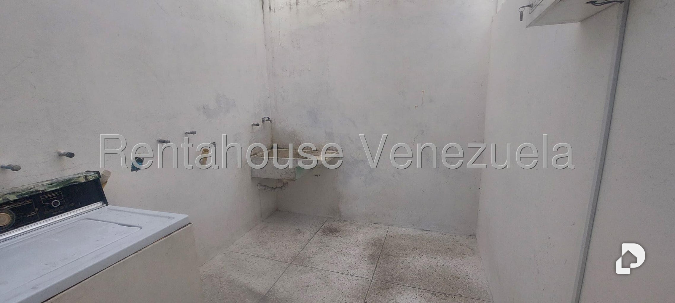 Casa en El Marqués, Caracas – 29