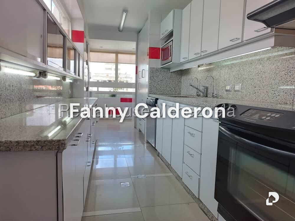 Apartamento en Chacao, Caracas – 17