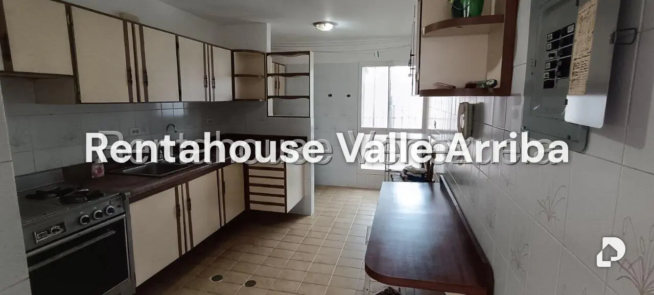 Apartamento en El Paraíso, Caracas – 8