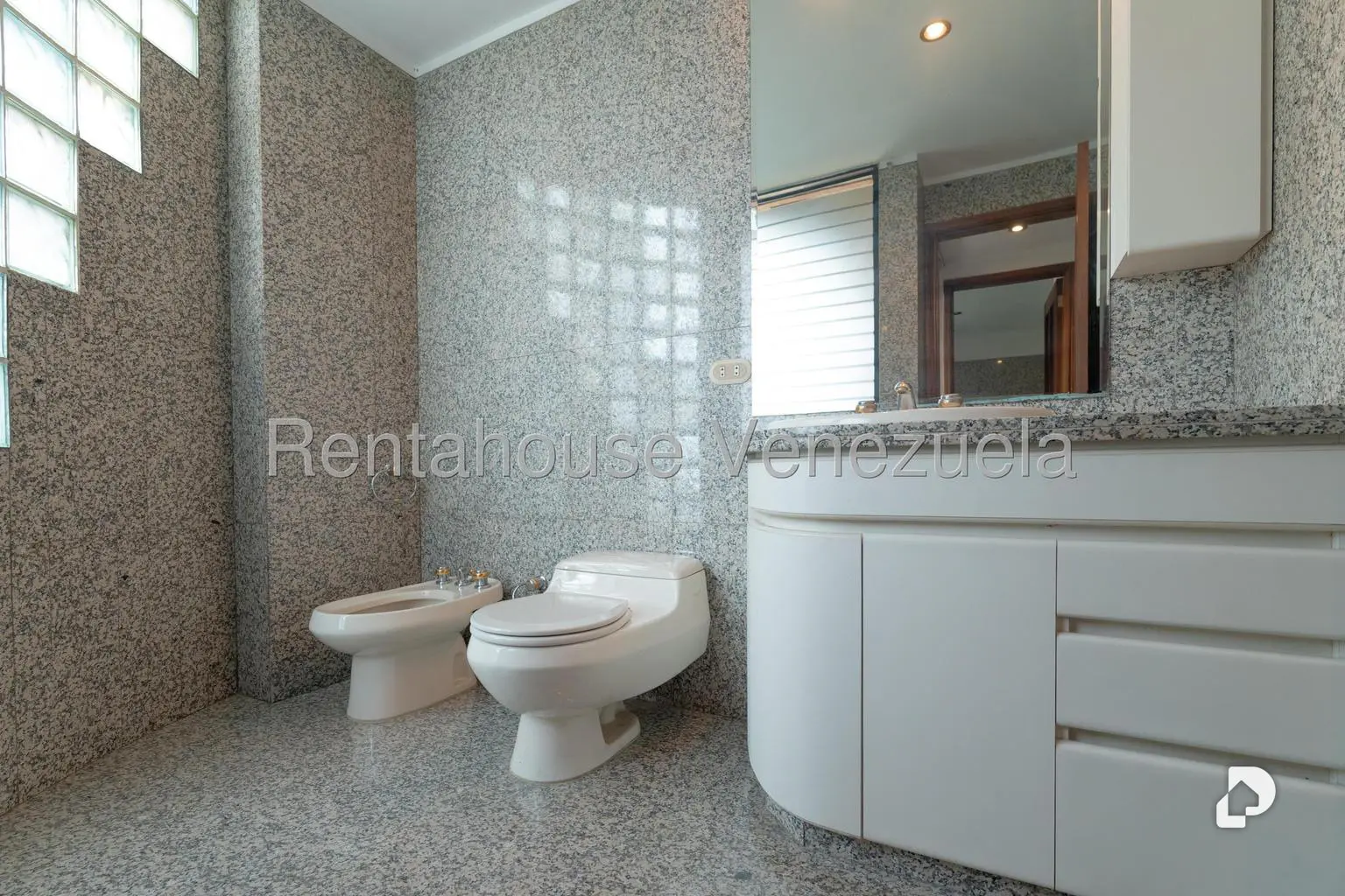 Apartamento en Lomas de Las Mercedes, Caracas – 22