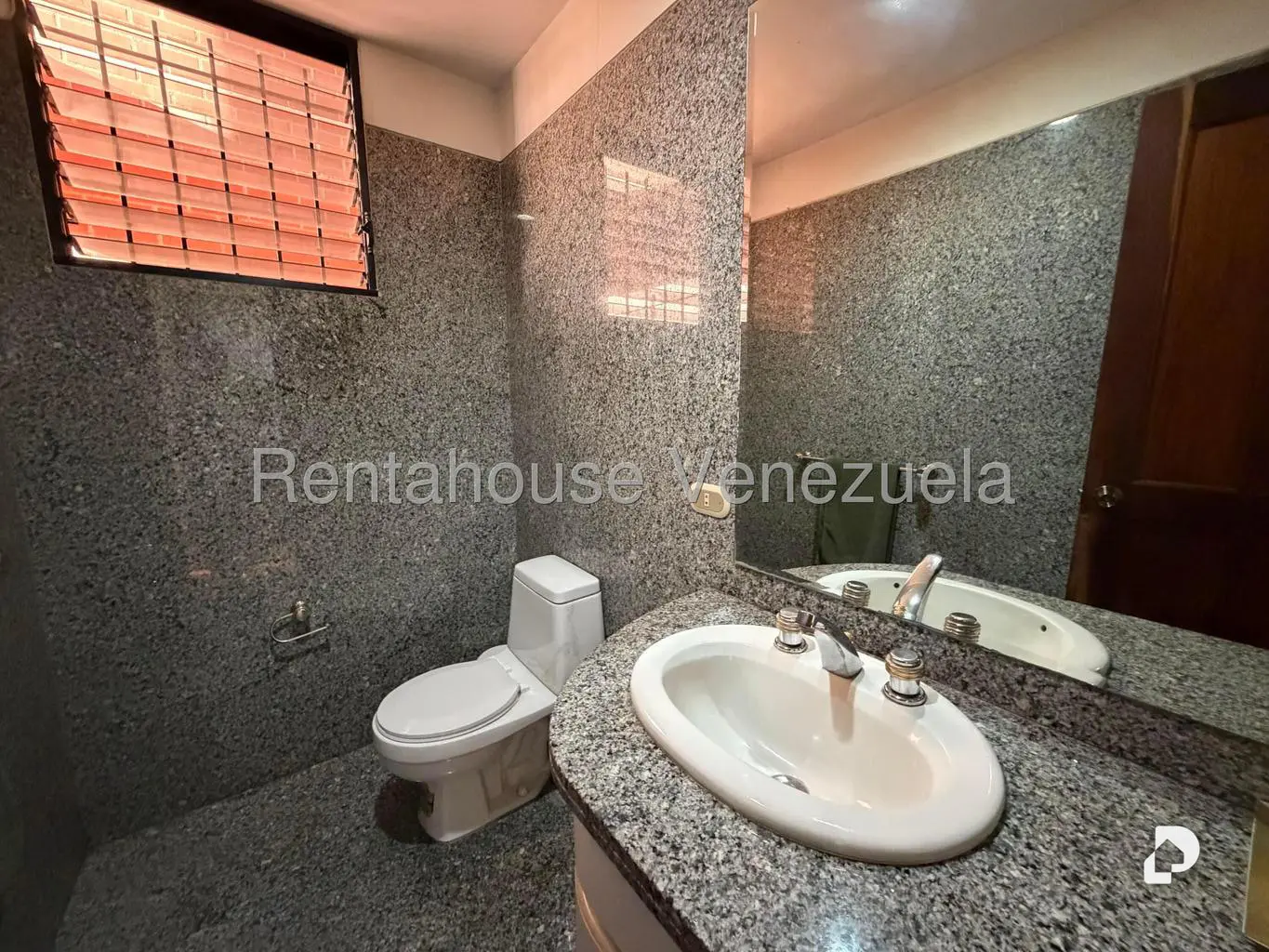 Apartamento en Lomas de Las Mercedes, Caracas – 31