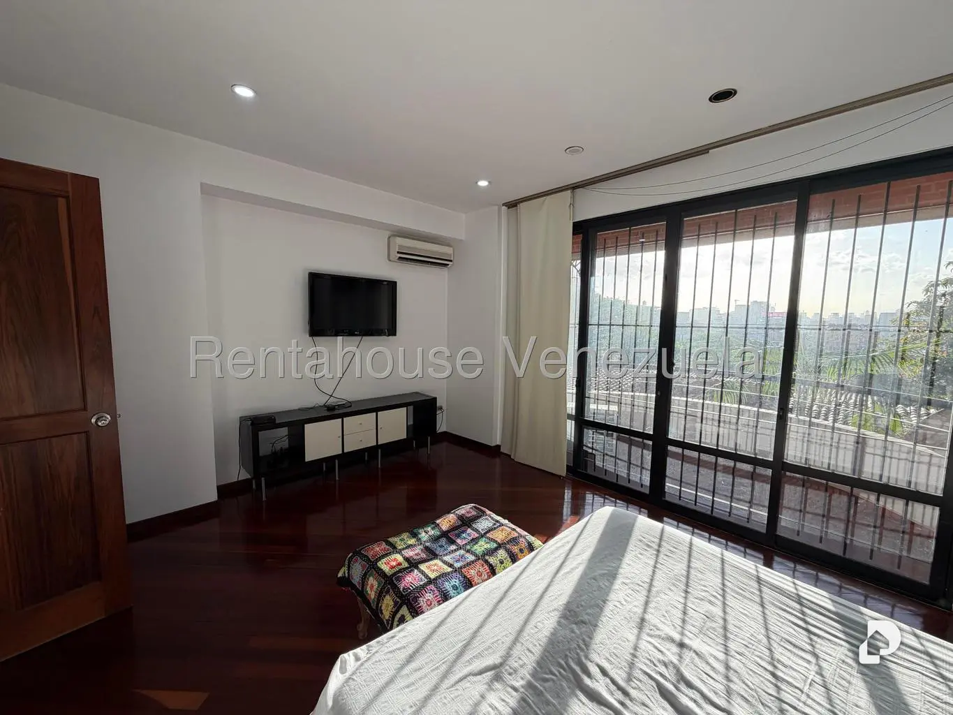 Apartamento en Lomas de Las Mercedes, Caracas – 35