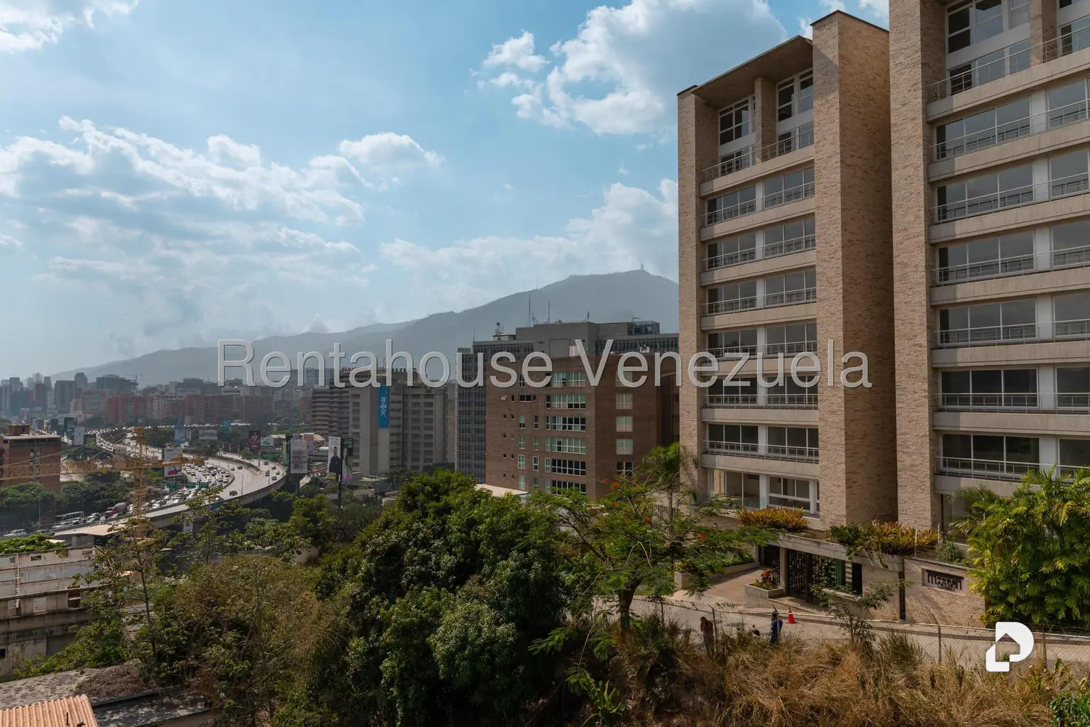 Apartamento en Lomas de Las Mercedes, Caracas – 40
