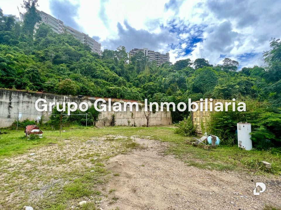 Terreno en Valle Arriba, Caracas – 13