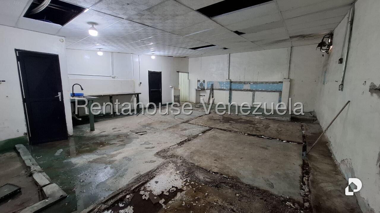 Local comercial en Los Ruices, Caracas – 11