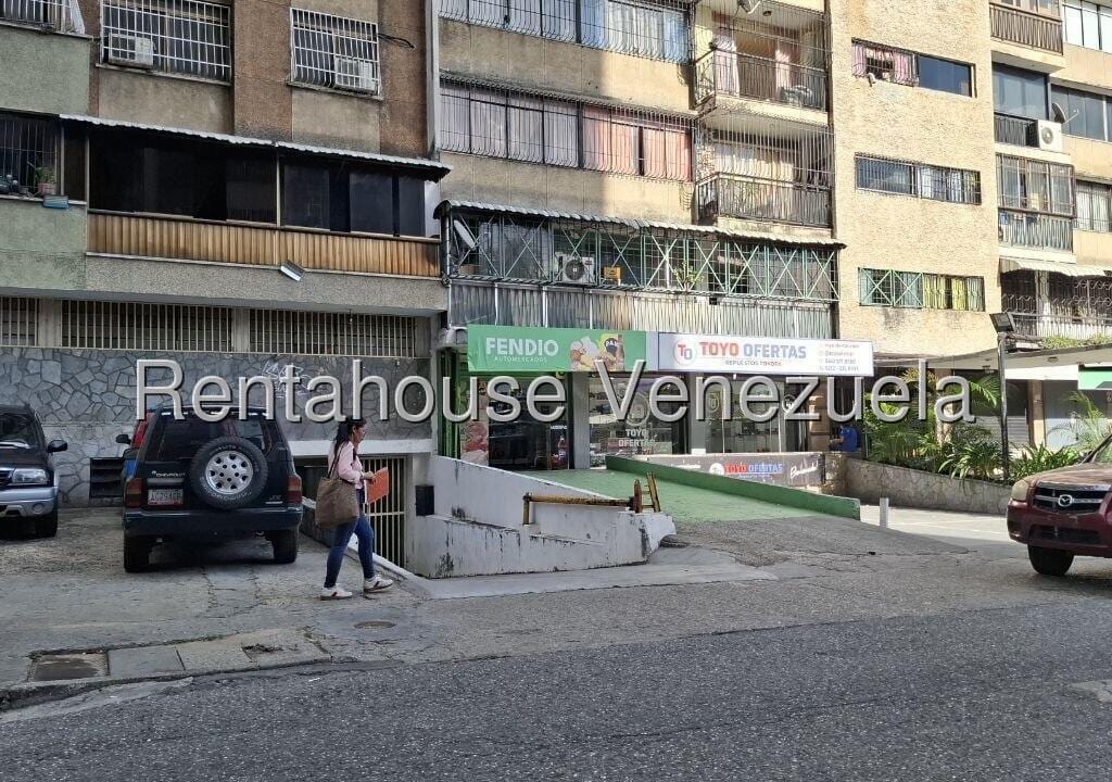 Local comercial en Los Ruices, Caracas - 1