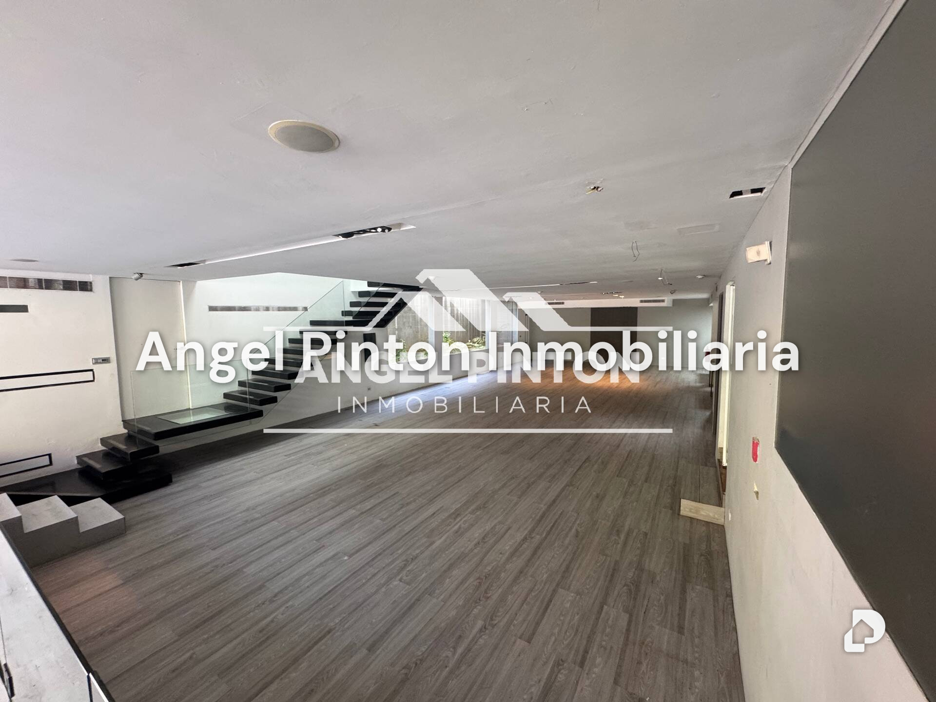 Local comercial en La Lago, Maracaibo – 5