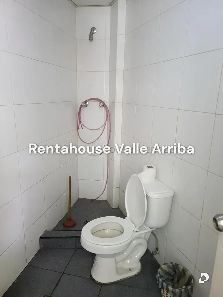 Local comercial en Las Acacias, Caracas – 19