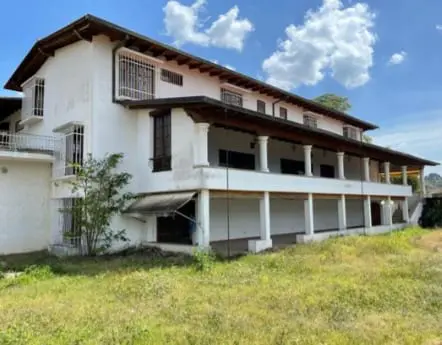 House in Cerro Verde, Caracas - 1