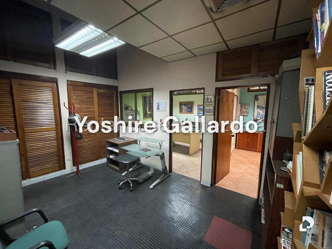 Galpón en Boleíta Sur, Caracas – 27
