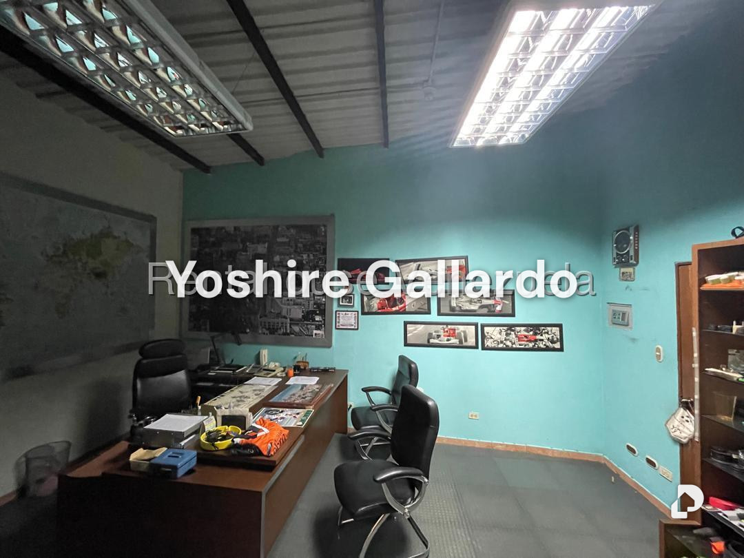 Galpón en Boleíta Sur, Caracas – 28