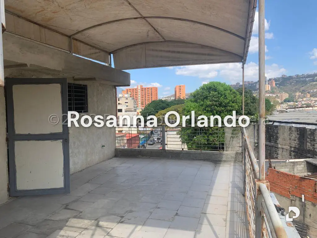 Edificio en Los Rosales, Caracas – 20