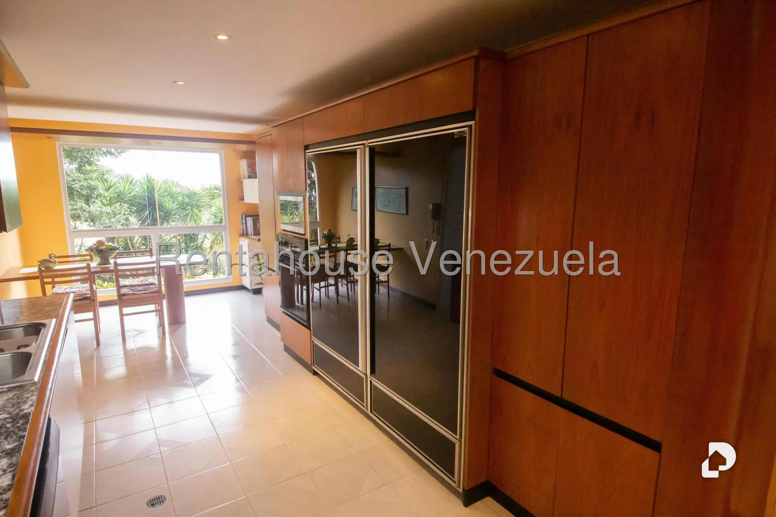 Apartamento en Lomas de La Lagunita, Caracas – 9