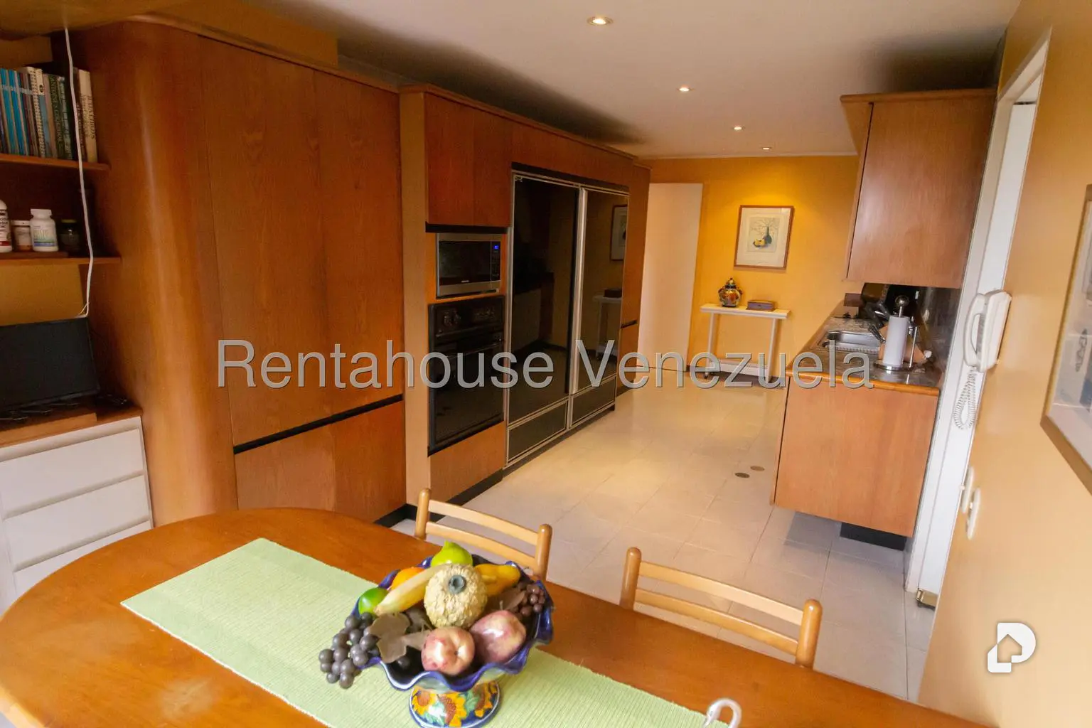 Apartamento en Lomas de La Lagunita, Caracas – 10