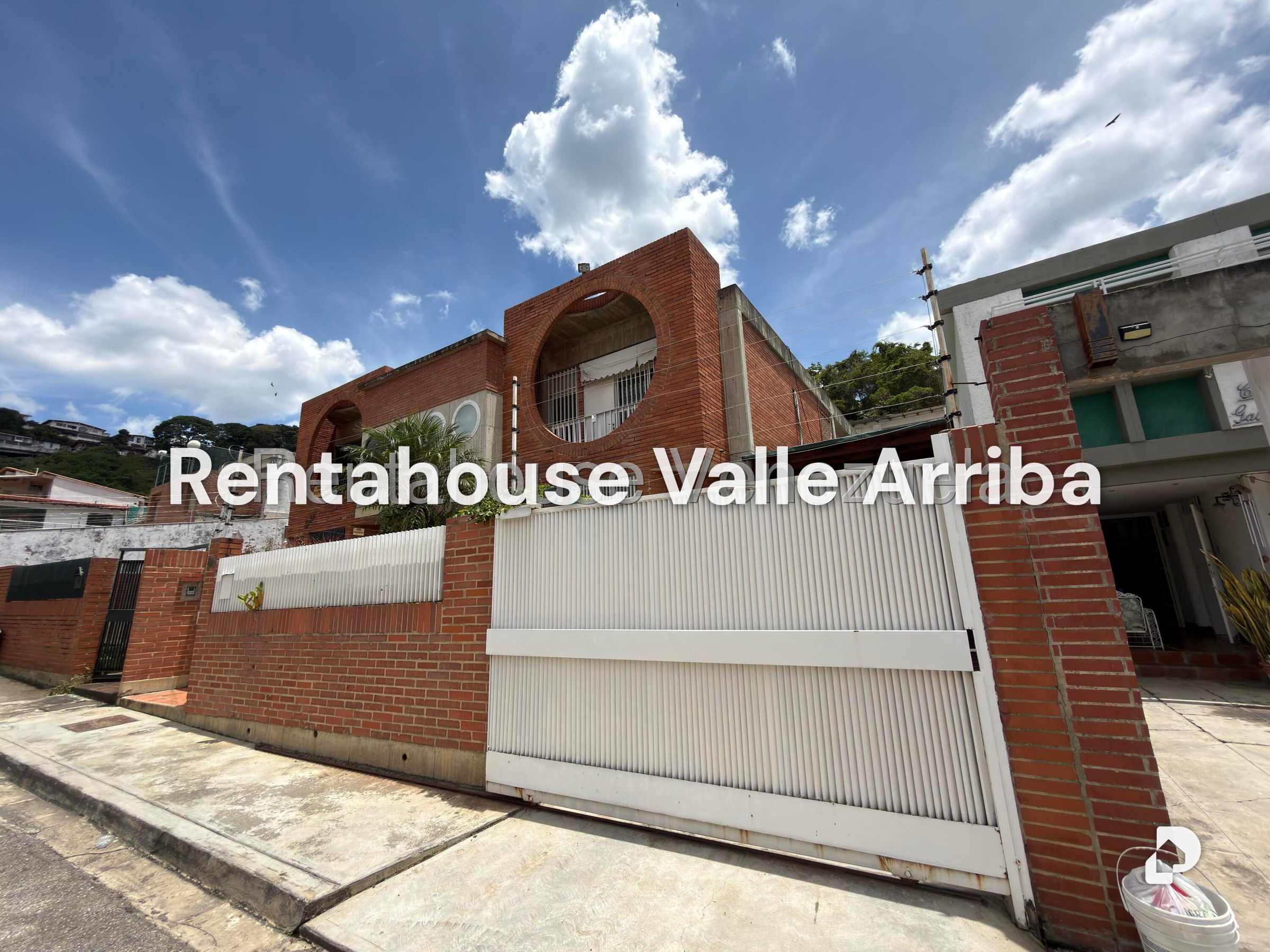 Casa en Alto Prado, Caracas – 1