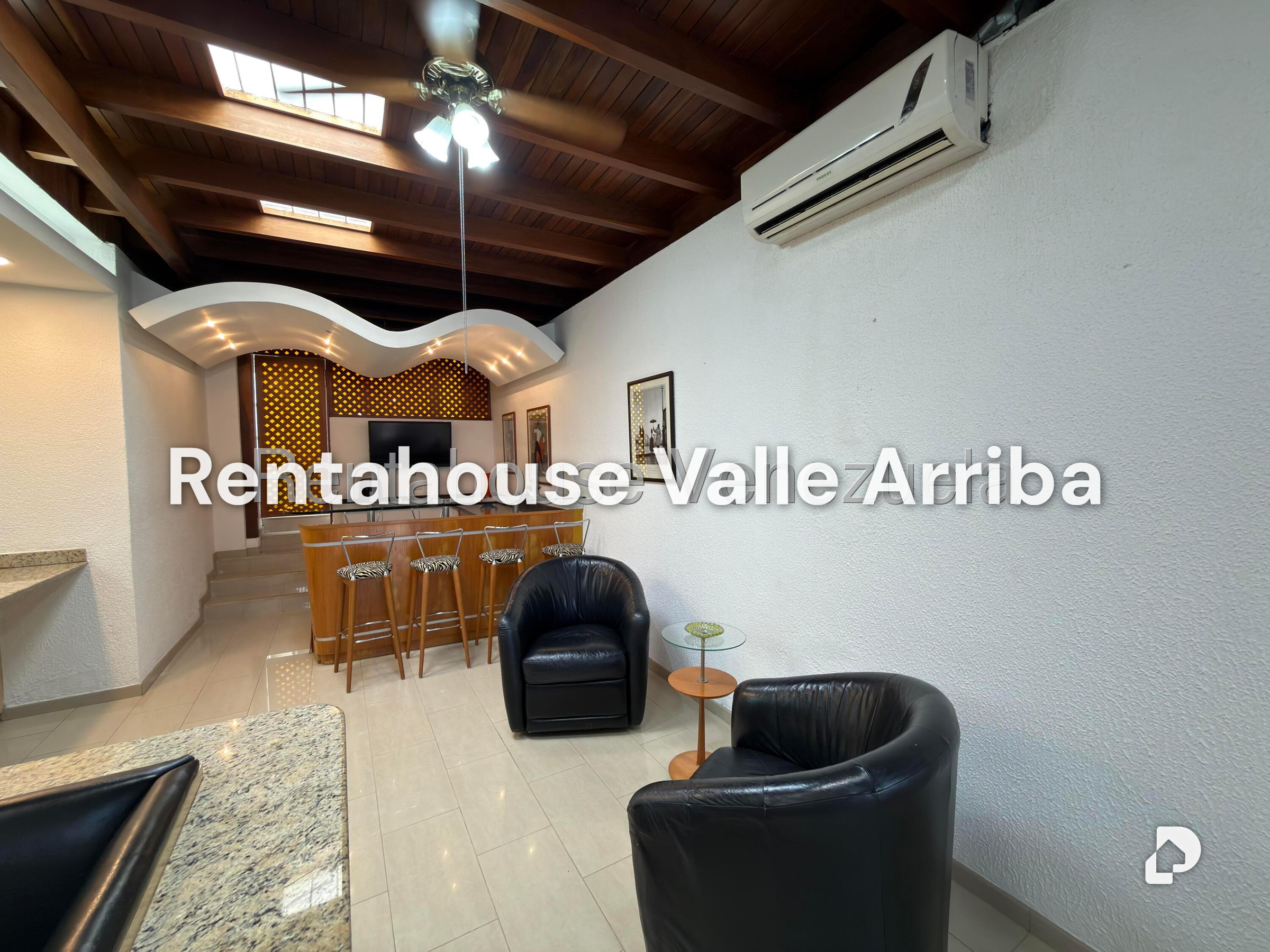 Casa en Alto Prado, Caracas – 17