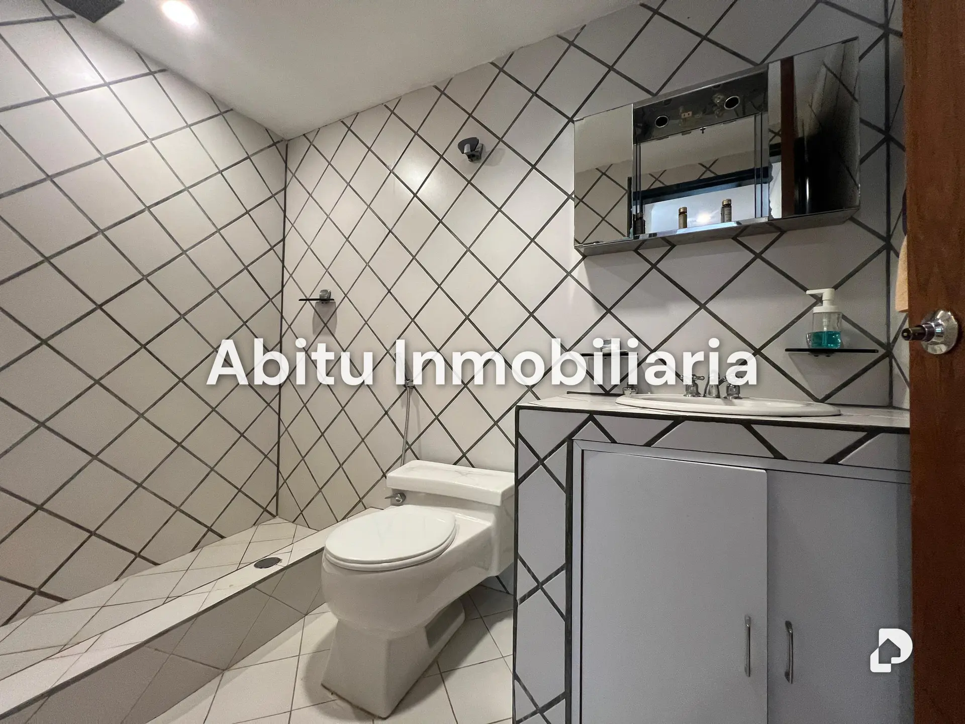 Casa en Alto Hatillo, Caracas – 8