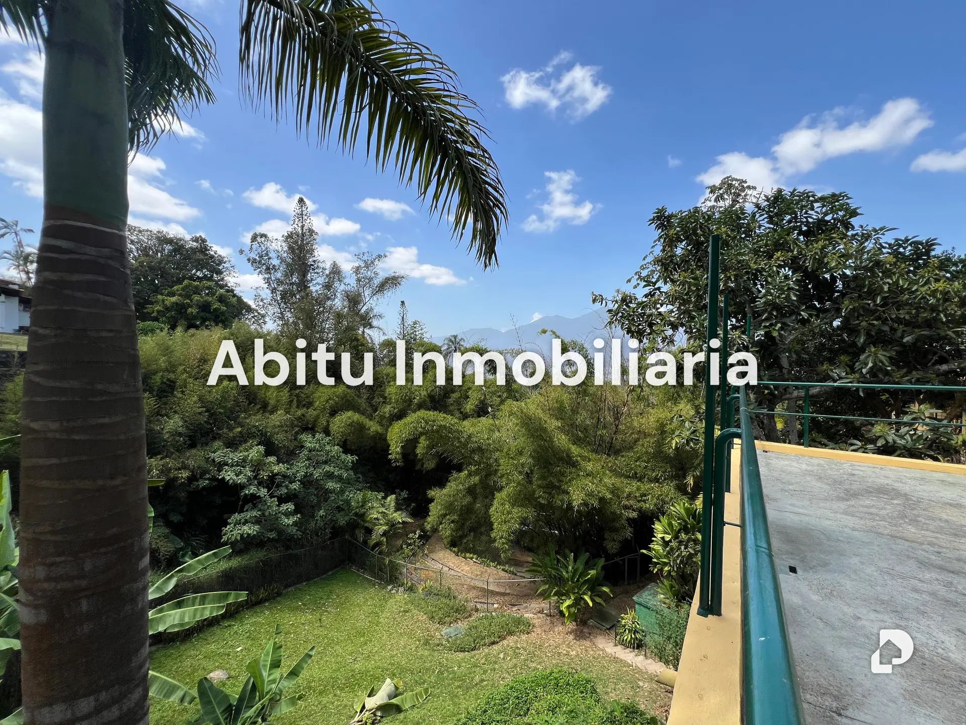 Casa en Alto Hatillo, Caracas – 2