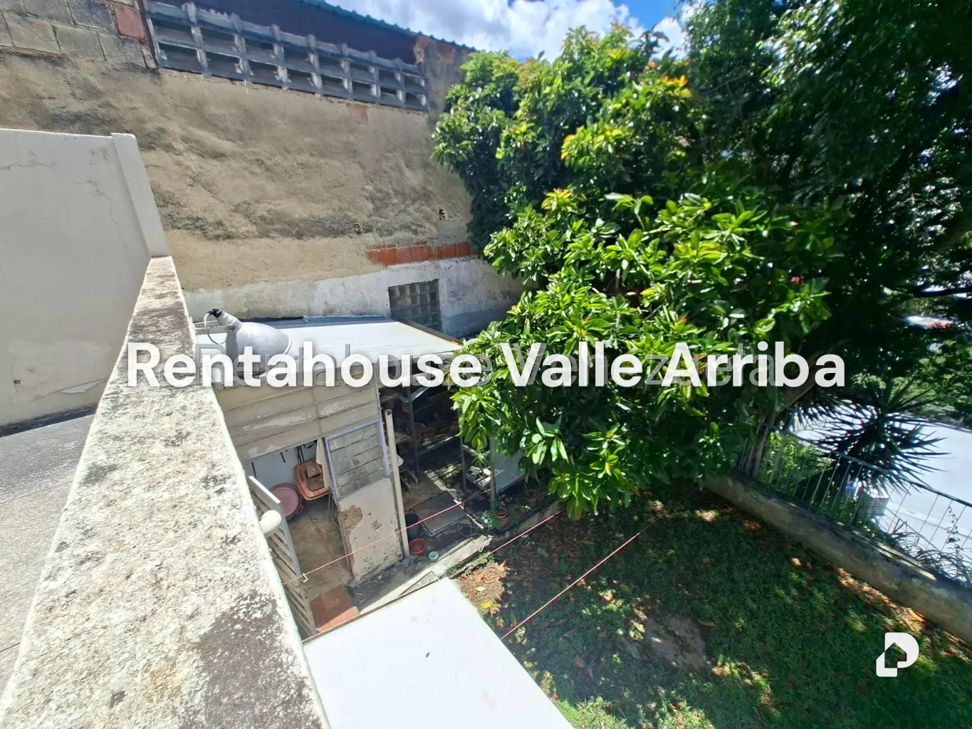 Casa en Horizonte, Caracas – 17