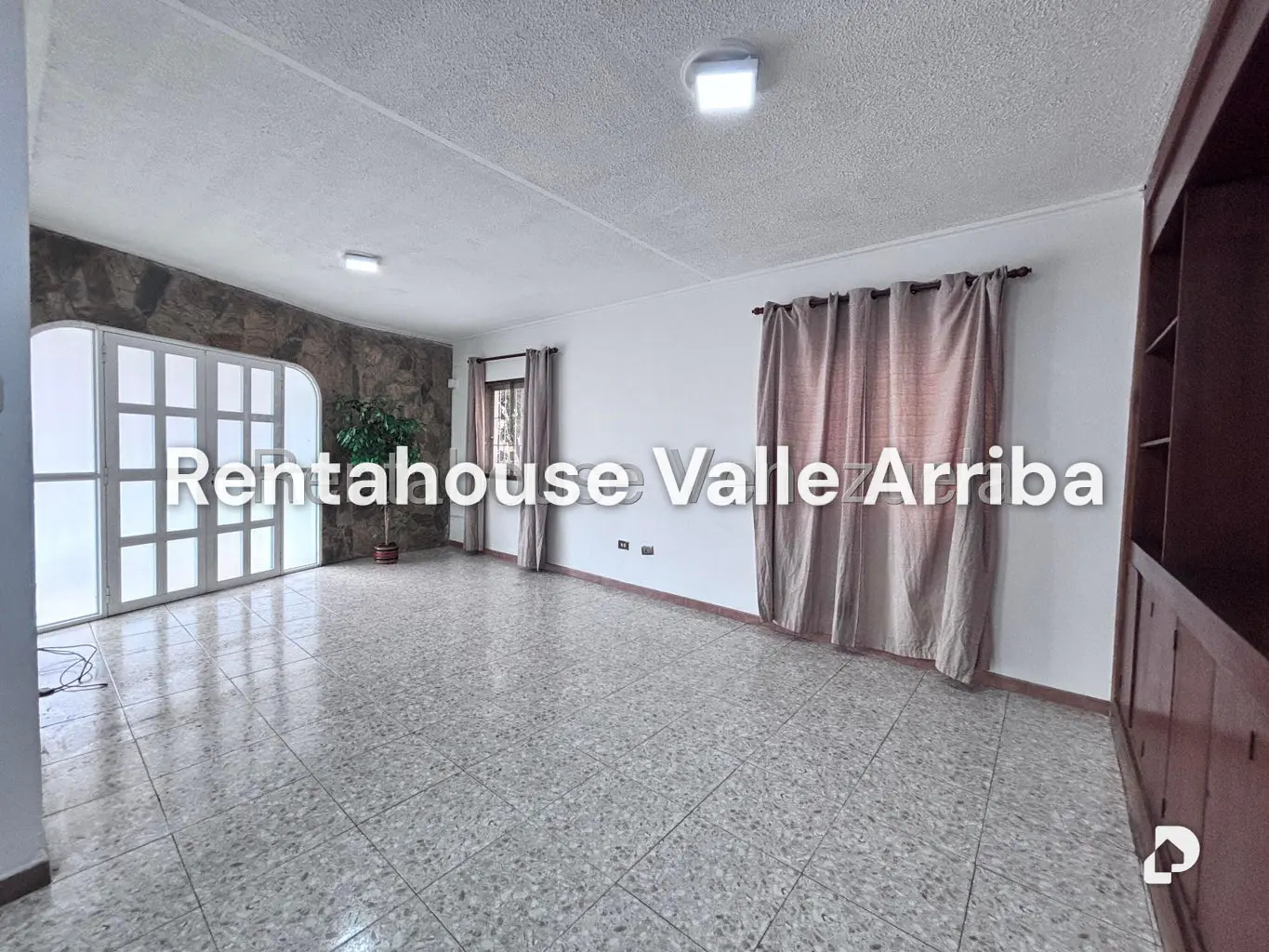 Commercial space in Colinas de Bello Monte, Caracas – 9