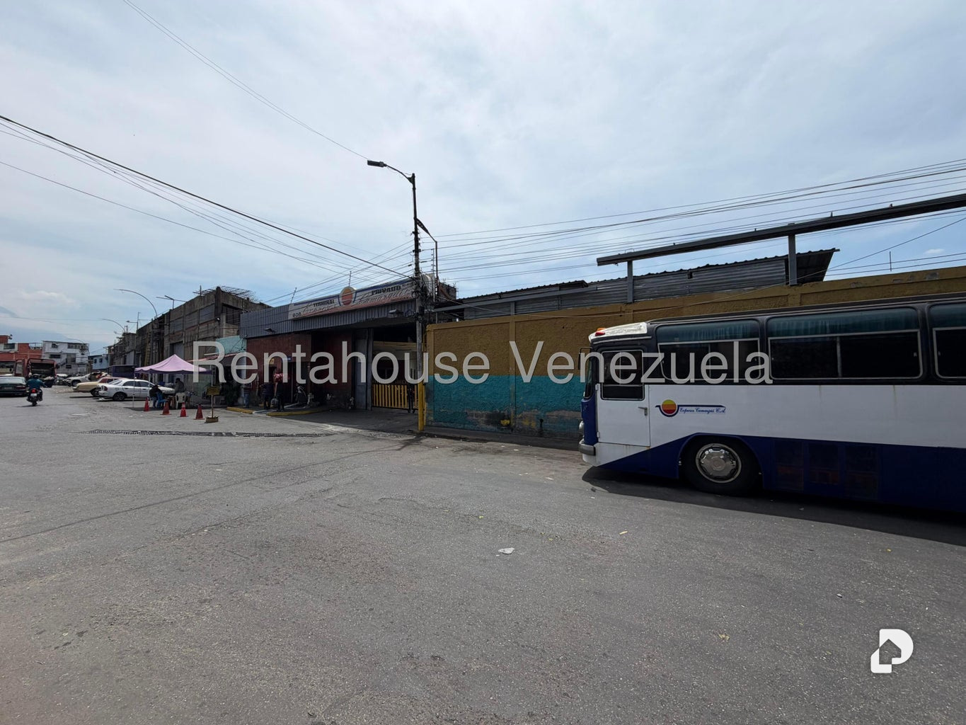 Galpón en San Martín, Caracas – 24
