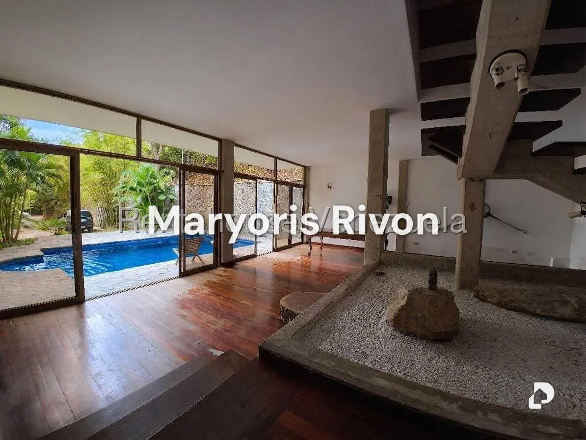 Casa en Oripoto, Caracas – 8