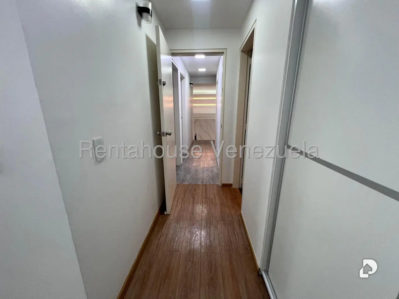 Apartamento en San Bernardino, Caracas – 14