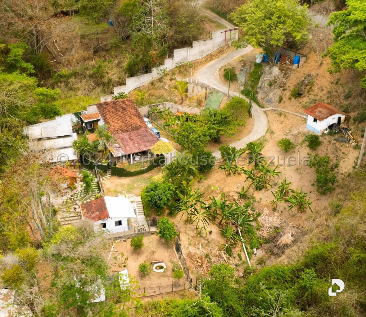 Casa en Caicaguana, Caracas – 1