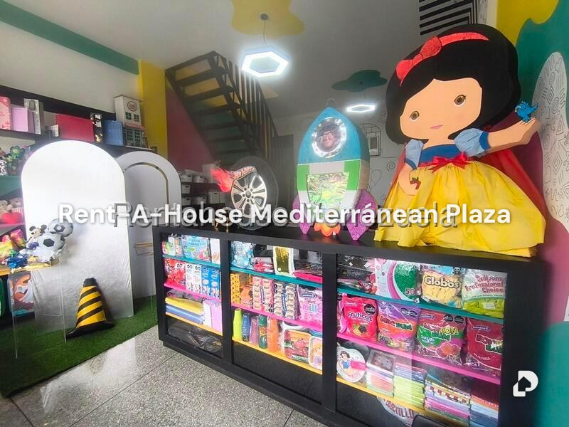 Local comercial en Avenida Cedeno, Valencia – 3