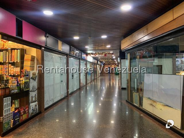 Local comercial en Santa Fe Norte, Caracas – 7