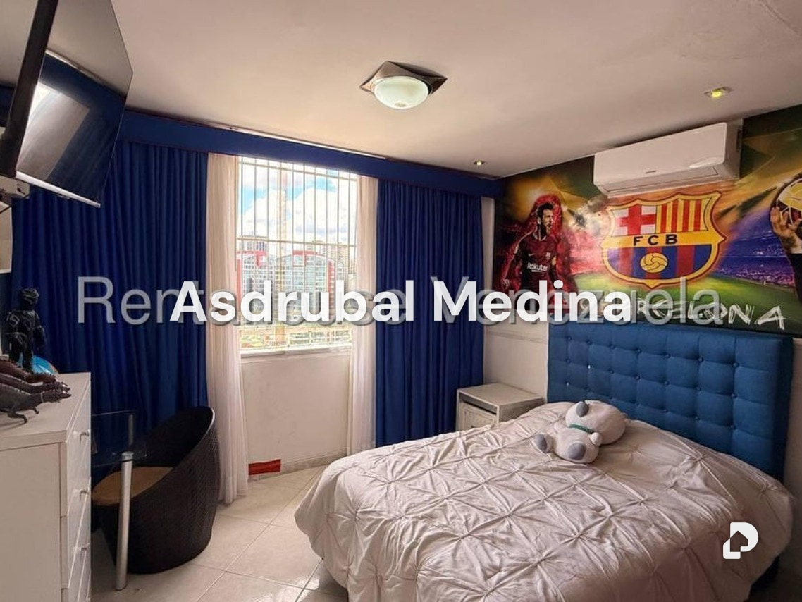 Apartamento en Parroquia San Bernardino, Caracas – 12