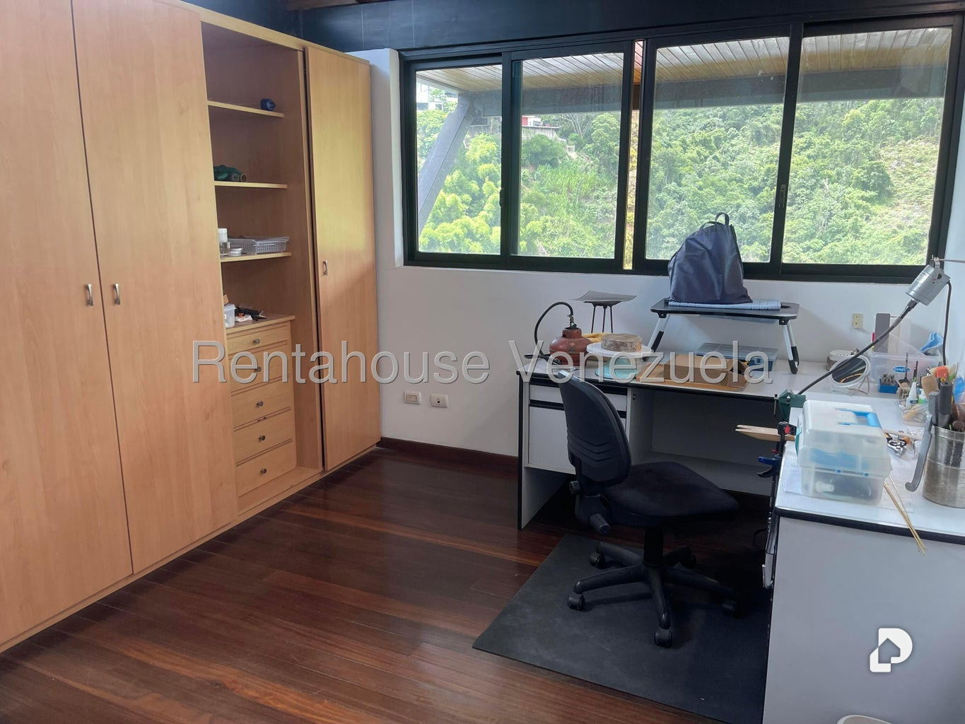 Casa en La Escondida, Caracas – 24