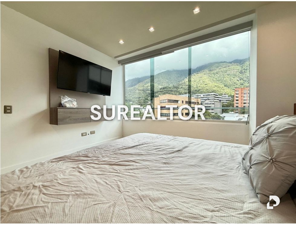 Apartamento en Los Palos Grandes, Caracas – 14