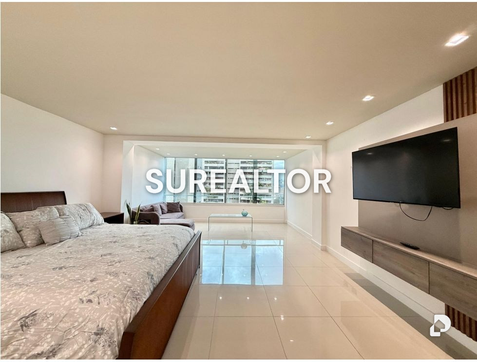 Apartamento en Los Palos Grandes, Caracas – 11