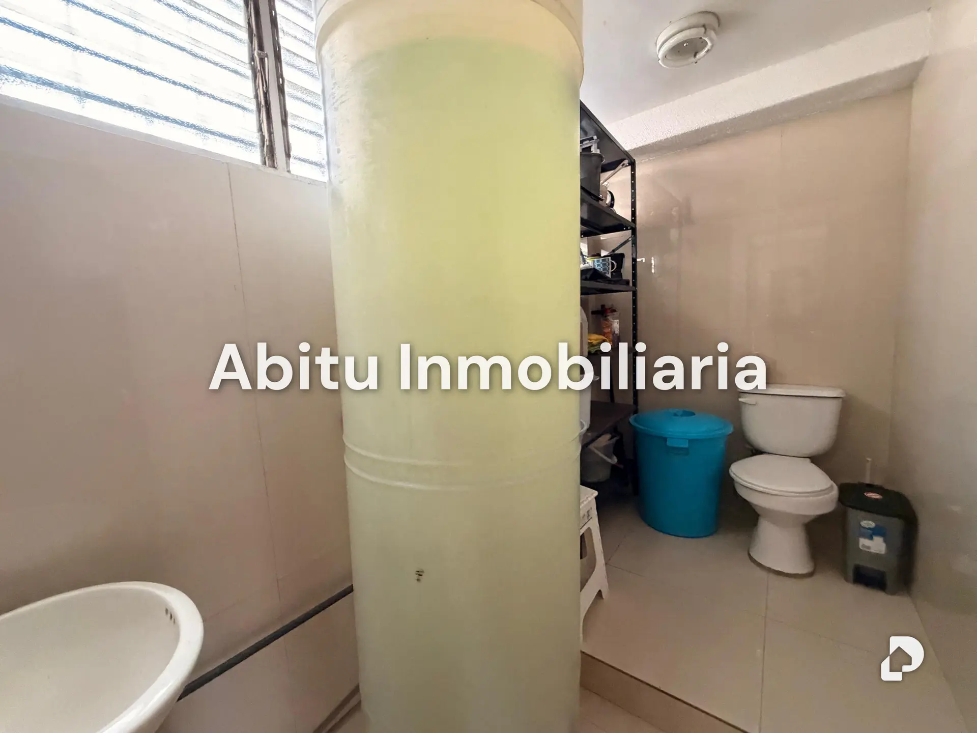 Local comercial en Campo Alegre, Caracas – 10