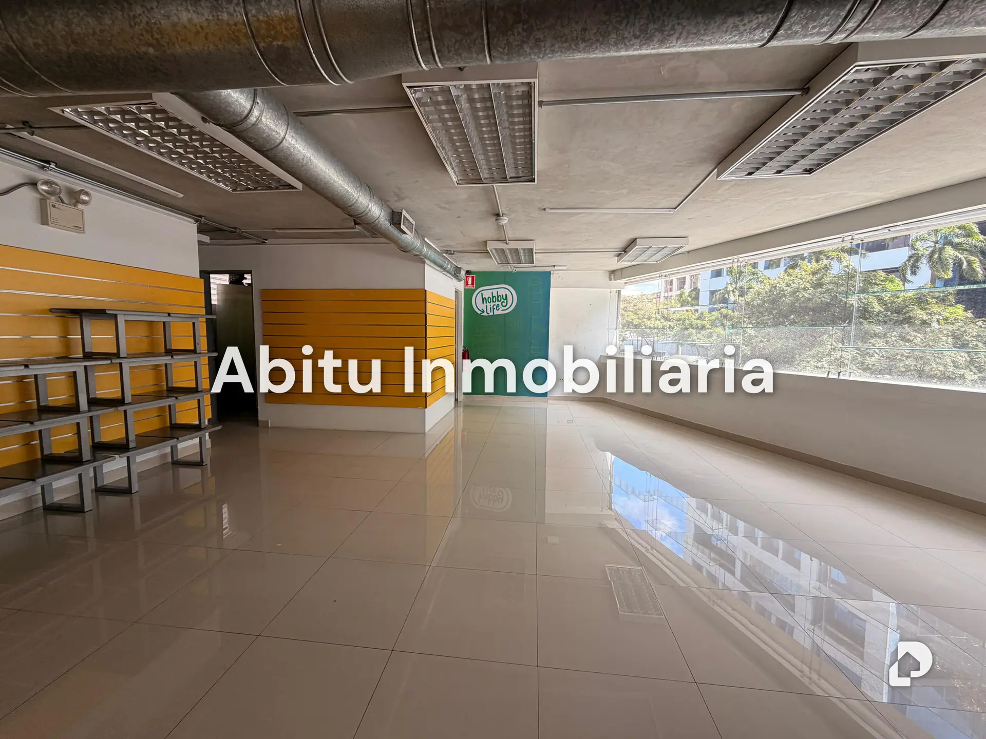 Local comercial en Campo Alegre, Caracas – 4